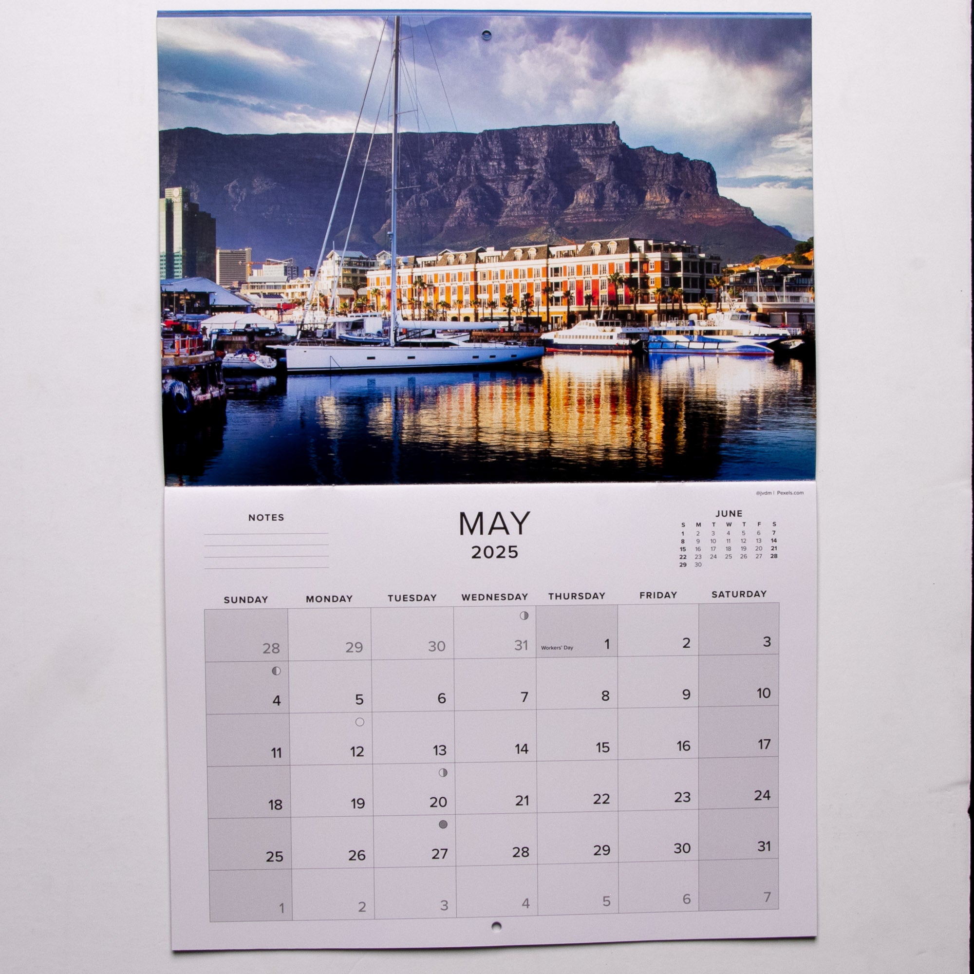 2025 Table Mountain the Mountain in the Sea Calendar - Large